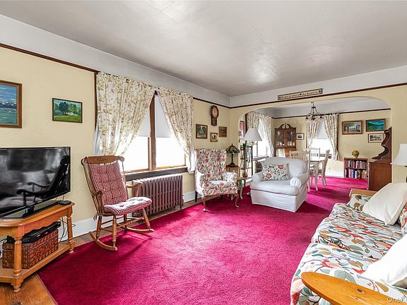 3rd image of 70 Lyon Place