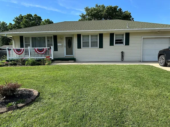 3215 Dale Ave, Saint Joseph, MO 64506