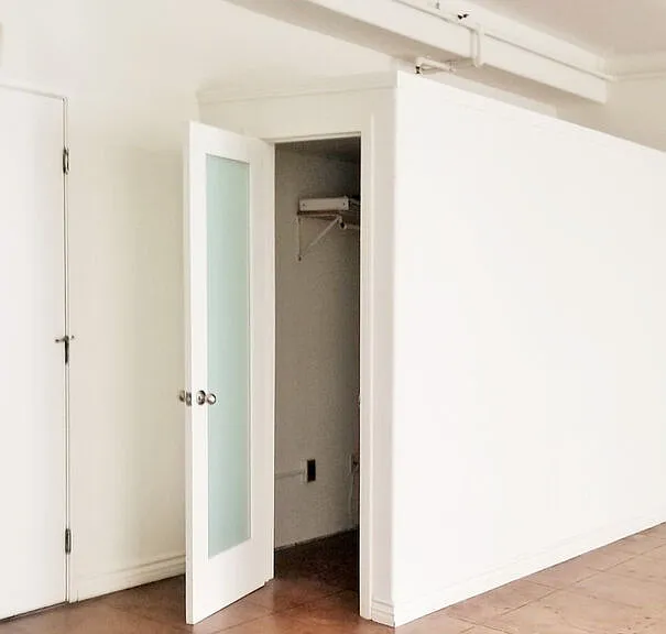 215 W 7th St #307 — Photo 7