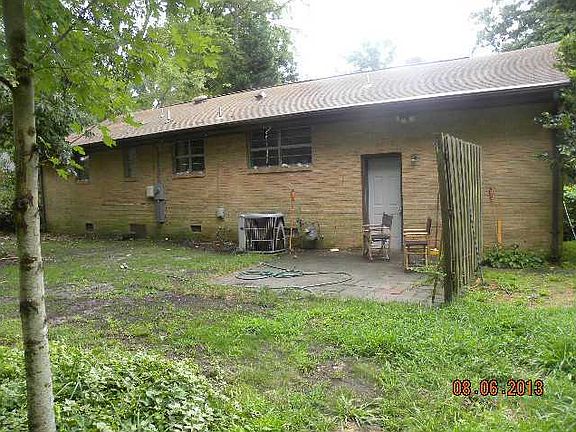 2nd image of 114 Nicewood Dr