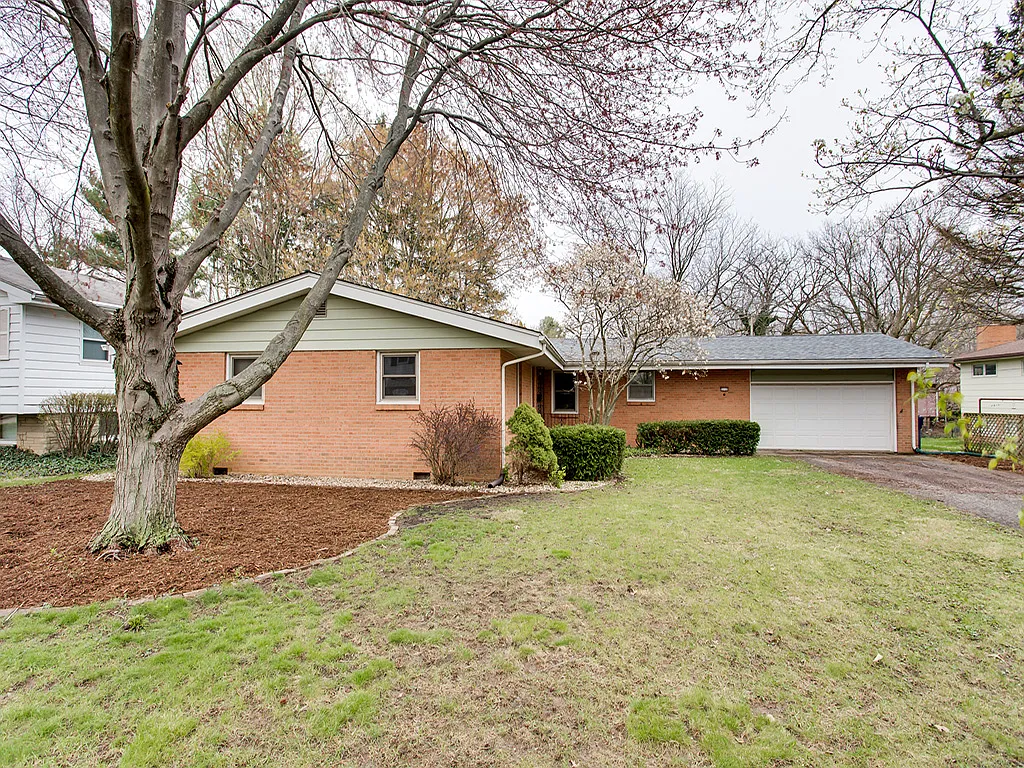 2110 S Zuppke Dr photo 1