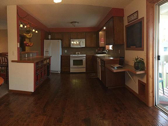 3rd image of 14309 Sunnyside Dr