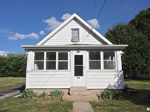 2nd image of 208 Anna St