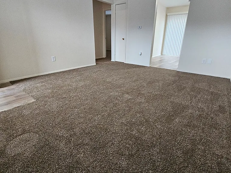 3906 W Sylvania Ave — Photo 12