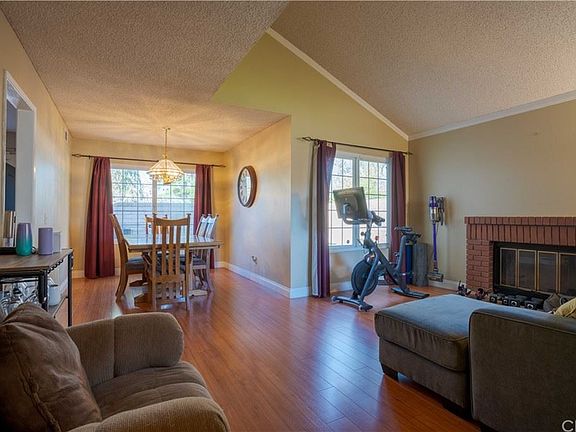 5th image of 693 Lavender Pl