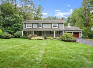 105 Horse Tavern Rd, Trumbull, CT 06611