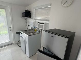 6242 SW 24th St #1, Hollywood, FL 33023