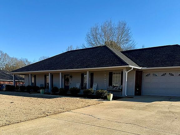 2nd image of 129 Prinston St