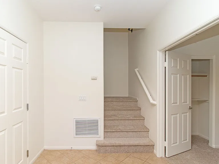 2110 Silverado St — Photo 2