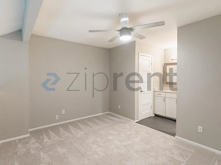 3450 Willowrun Dr #D — Photo 8