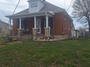 711 W 9th St, Washington, MO 63090