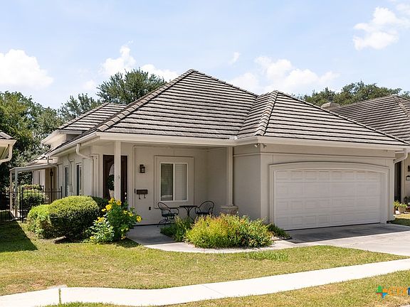 2nd image of 2224 Garden Ct