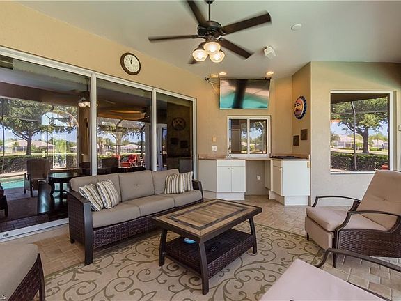 2nd image of 11208 King Palm Ct
