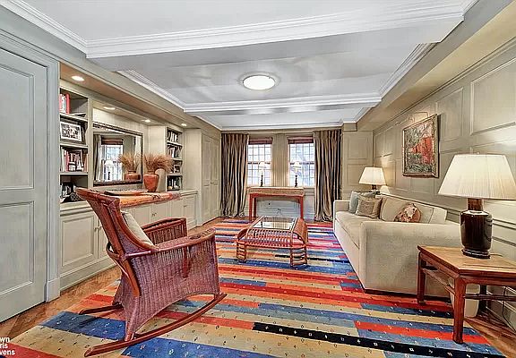 5th image of 15 W 67th St #2FE