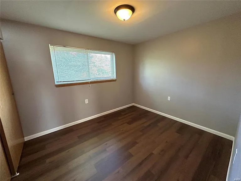 14 Bruce Dr — Photo 5