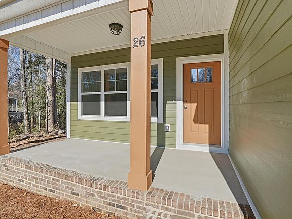 5th image of 26 Carriage Dr