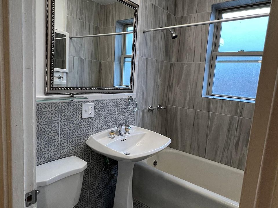 1st image of 1708 N Narragansett Ave #7