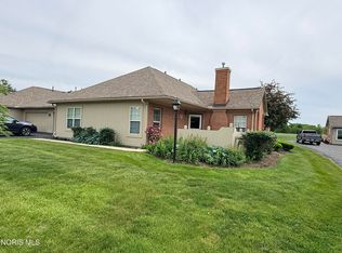 3524 Bayberry Pl, Oregon, OH 43616