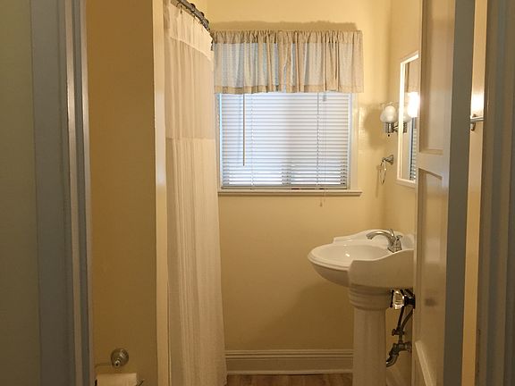 4th image of 486 Kenoak Dr