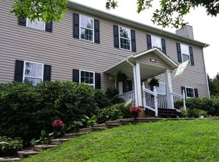 172 Bennett Rd, Candler, NC 28715