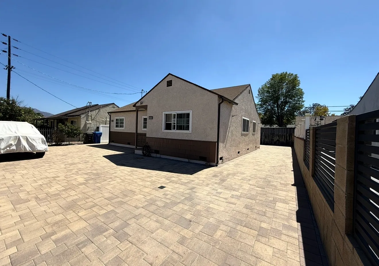 3 bed, 1450 sqft, $4,100 — Photo 2