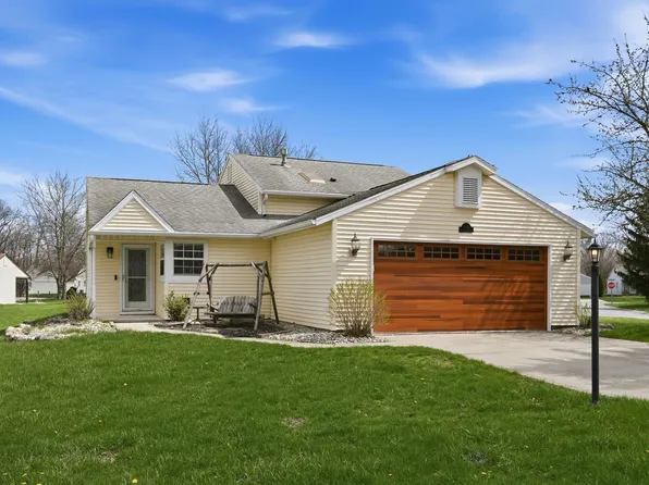 7808 Stonegate Pl, Fort Wayne, IN 46825