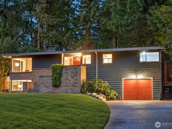 20842 2nd Place SW, Normandy Park, WA 98166