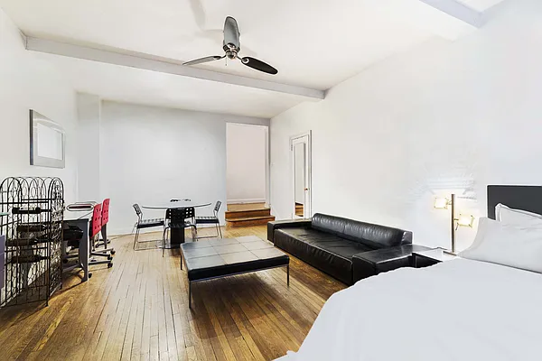 Rented by Compass | media 13