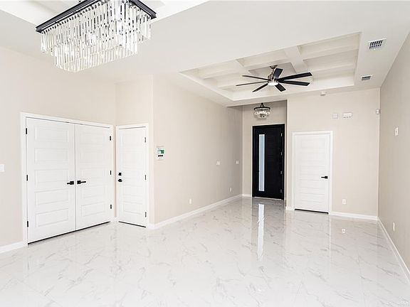 2nd image of 6012 N Rayo Del Sol St