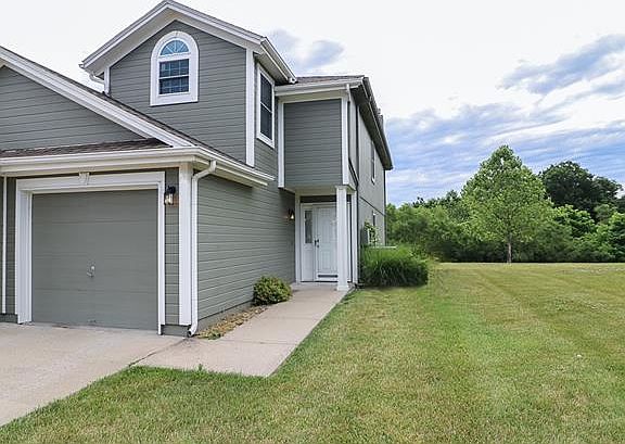 2nd image of 5847 NW Plantation Ln