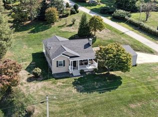 126 Gibson Rd, Bentleyville, PA 15314