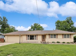 7148 Sunrise Blvd, Windsor Heights, IA 50324