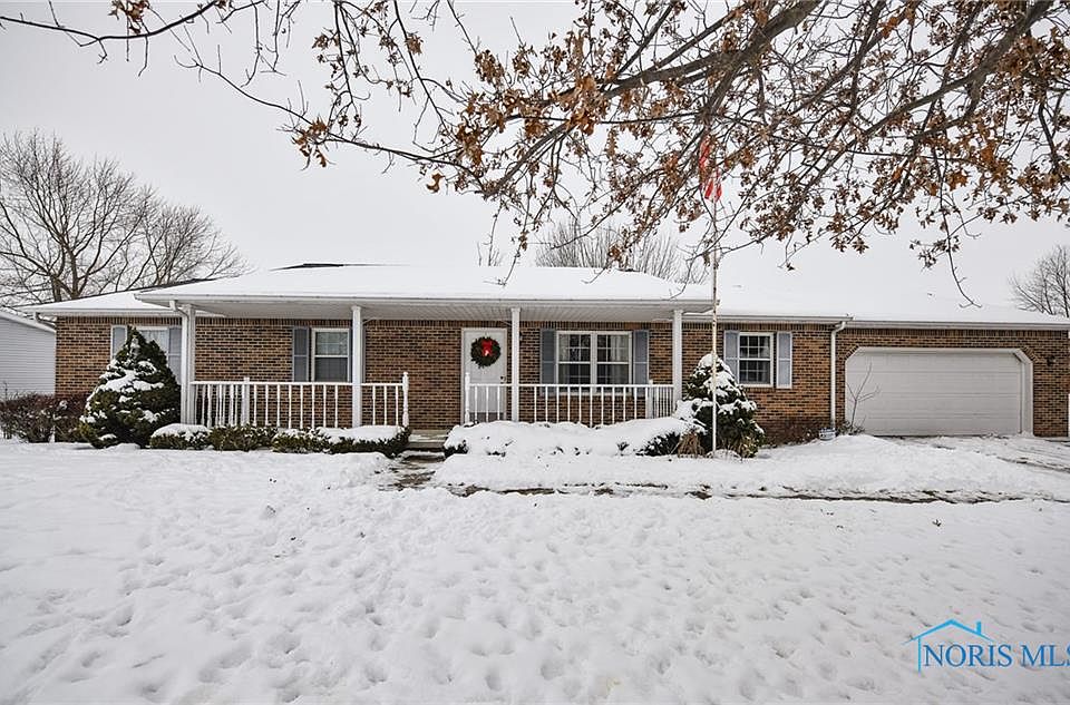 1st image of 438 Cedar Ln