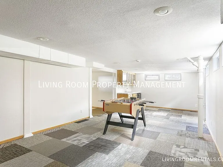 5030 NE 41st Ave — Photo 9
