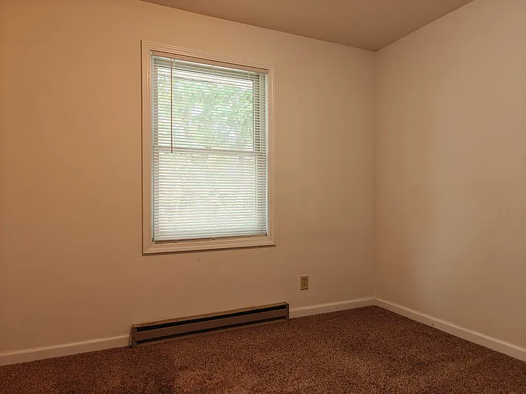 232 Pierce St — Photo 18