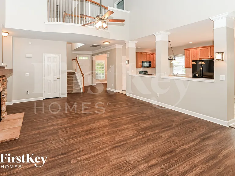 5611 Branthurst Dr — Photo 6