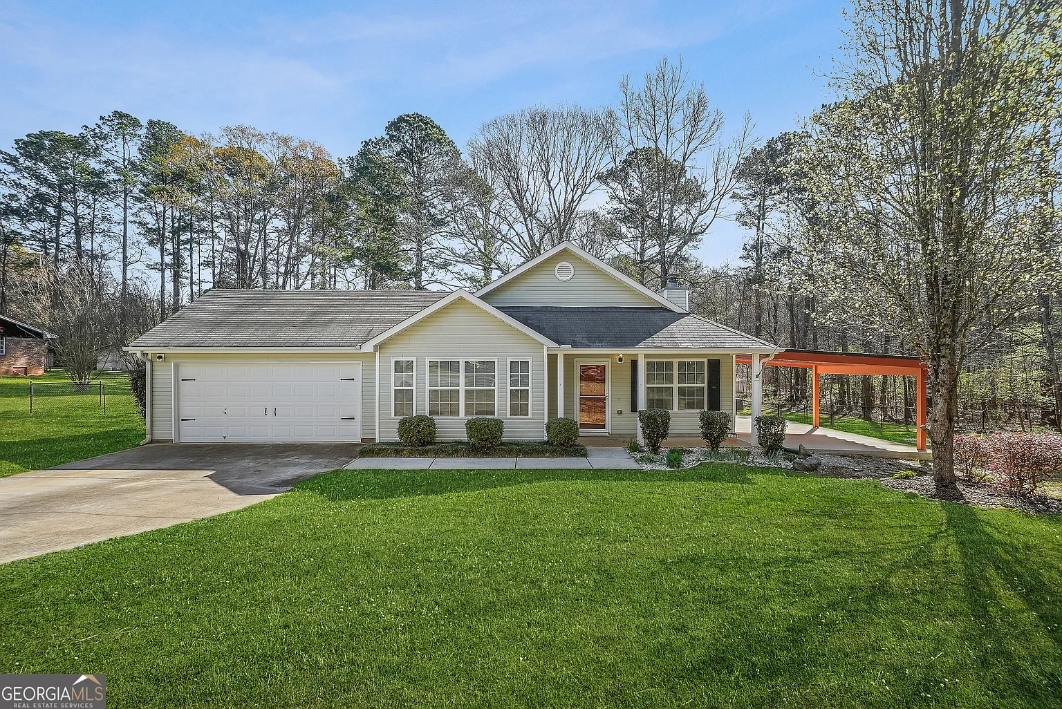 150 Vaughn Dr photo 1