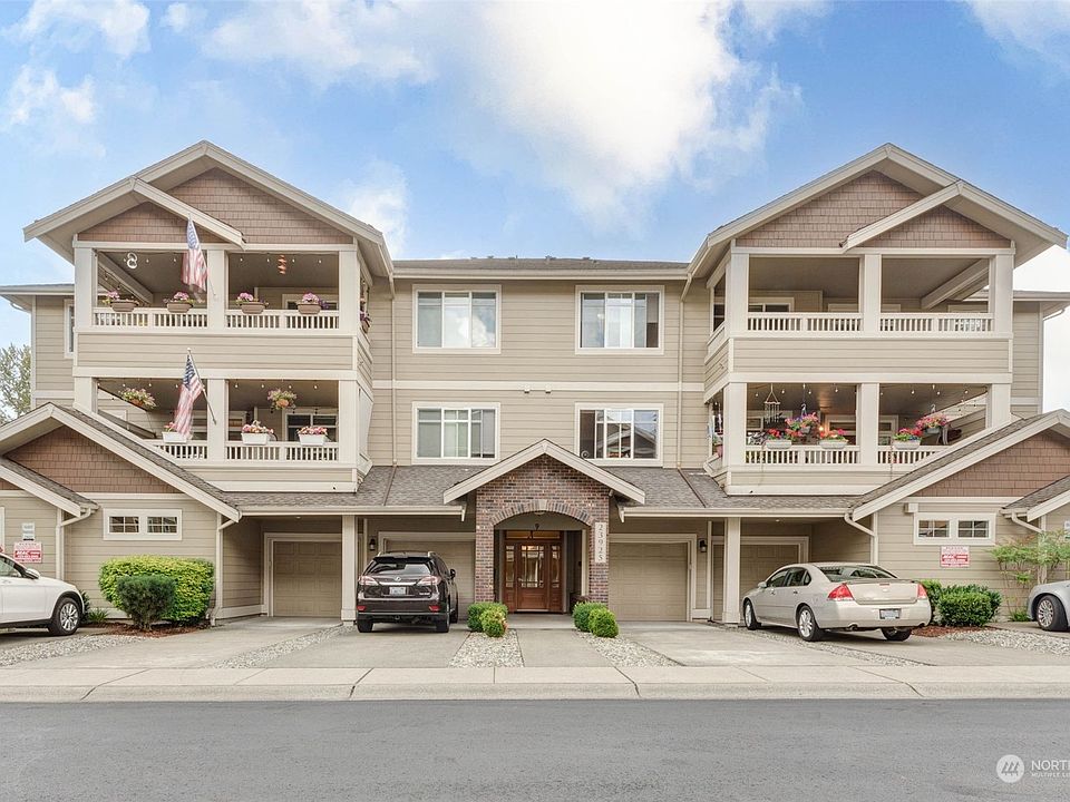1st image of 23925 NE 115th Lane #203