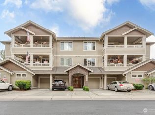 23925 NE 115th Ln UNIT 203, Redmond, WA