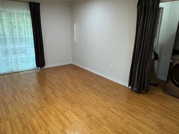 3517 W 134th St, Hawthorne, CA 90250
