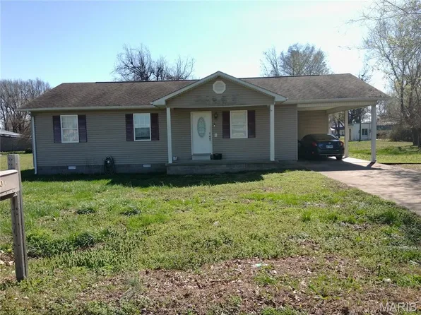 1504 E Stoddard St, Dexter, MO 63841