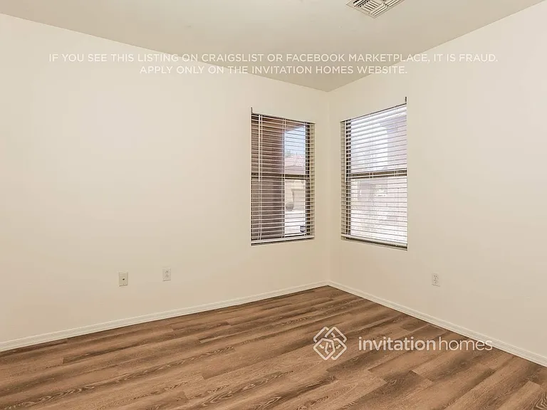 2887 E Cherry Hills Dr — Photo 13