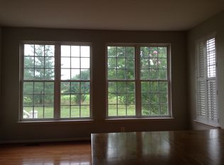 6004 Alderdale Pl, Haymarket, VA 20169