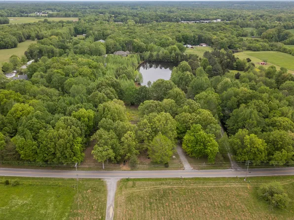 737 Oak Plains Rd, Clarksville, TN 37043