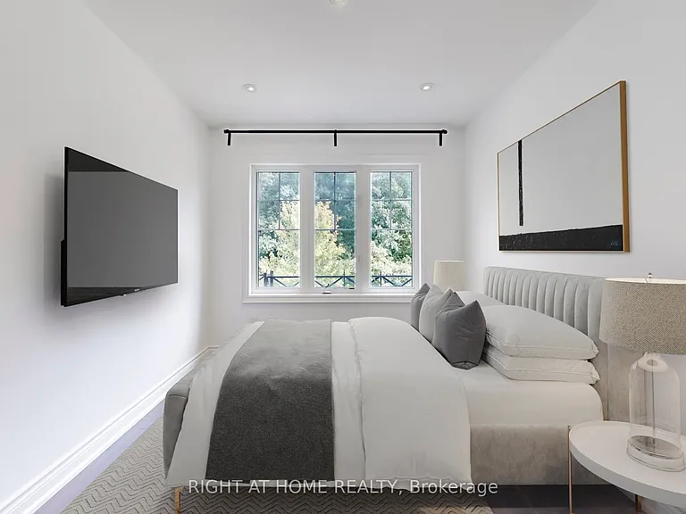 31 Lady Evelyn Cres — Photo 21