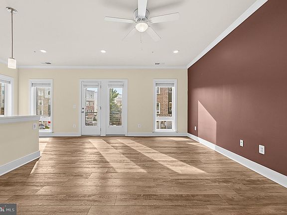 4th image of 15588 Grade Line Pl Unit 91