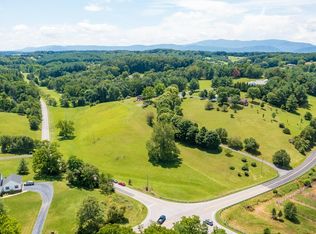 760 Frog Pond Rd, Staunton, VA 24401