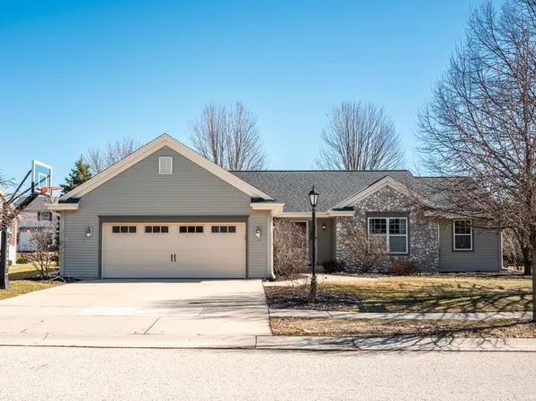 1227 Oriole DRIVE, Oconomowoc, WI 53066