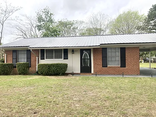 117 Martin Luther King Dr Photo 1