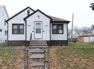 2417 James Ave N, Minneapolis, MN 55411